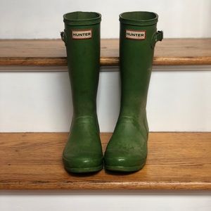 Hunter boots size 2 boys 3 girls GUC